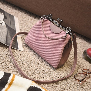 LARA HEGEDAL - Handtasche aus Cord