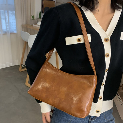 LARA HEGEDAL - Handtasche in Lederoptik