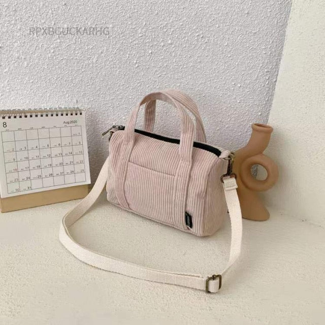 LARA HEGEDAL - Handtasche aus Cord